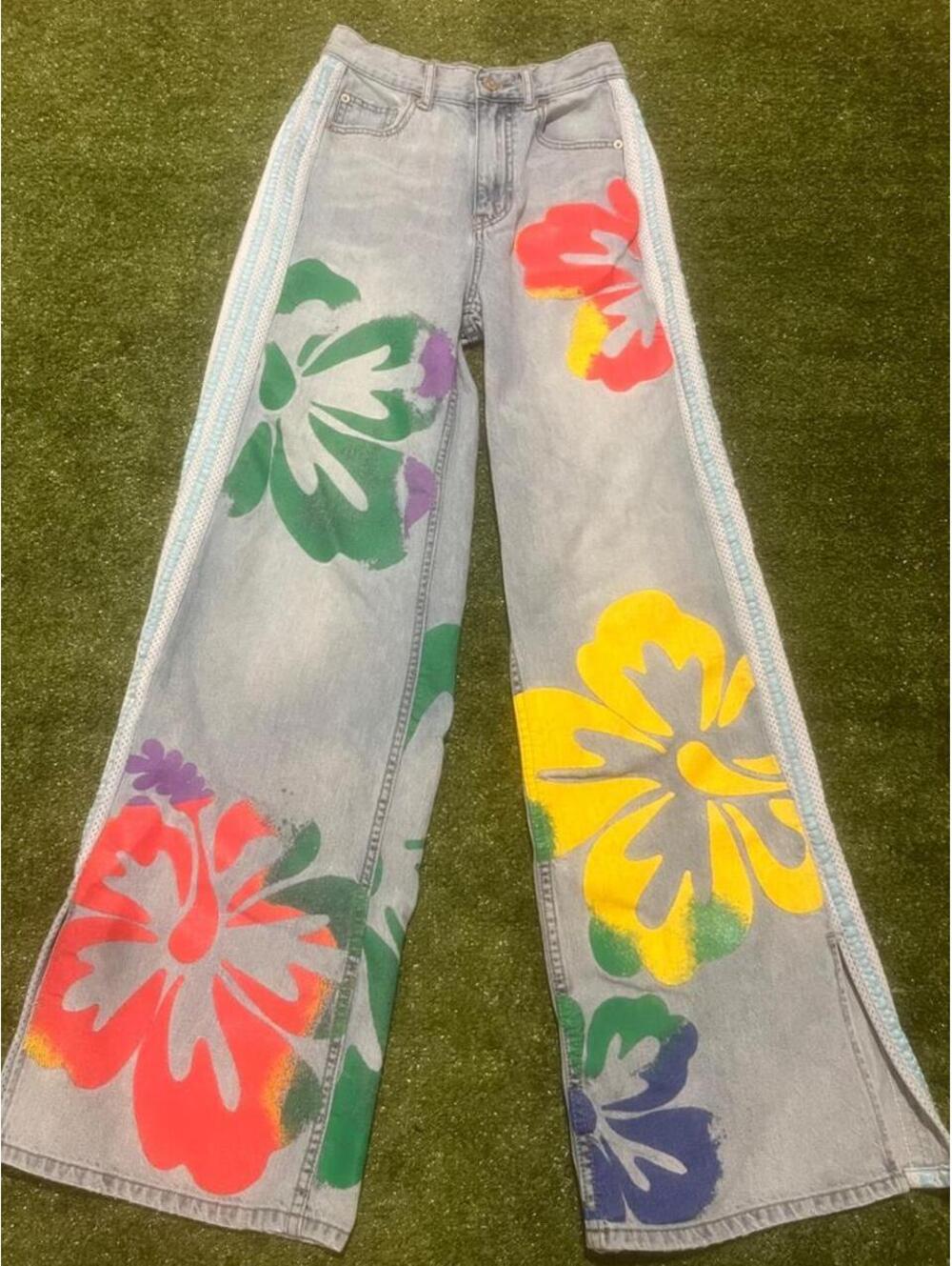 BDG Multicolor Floral Jeans Size 24